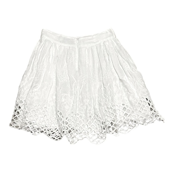Cara Cara Avery Skirt in White Size Medium - Picture 4 of 6